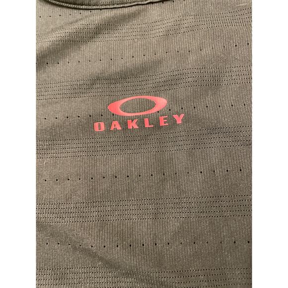 Oakley‎ Womens Size Large Performance Fit Tank Top Active Outdoors Gym - Picture 3 of 7